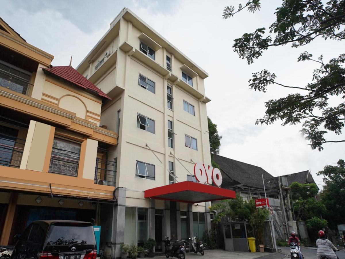 Oyo 1647 Hotel Pavilliun 02 Syariah Balikpapan  Exterior foto